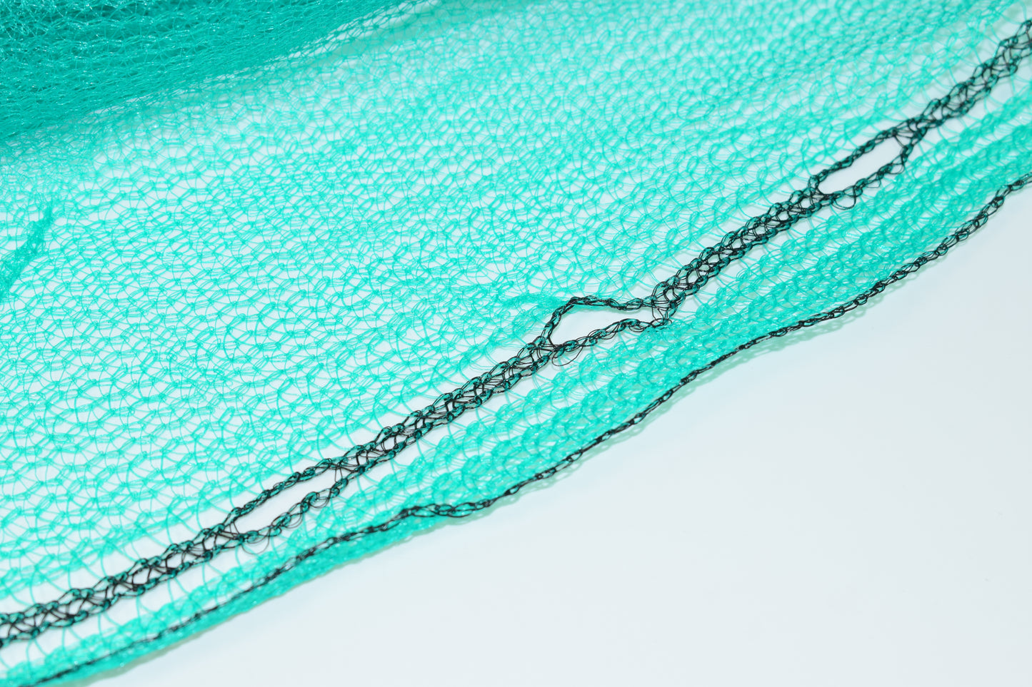 Scaffolding dust protection netting
